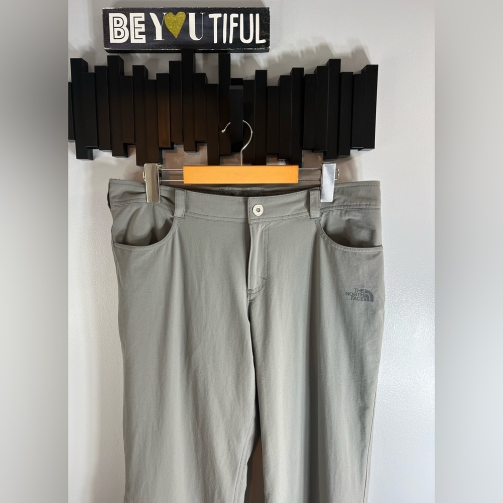 The North Face Hiking Pants Size 12